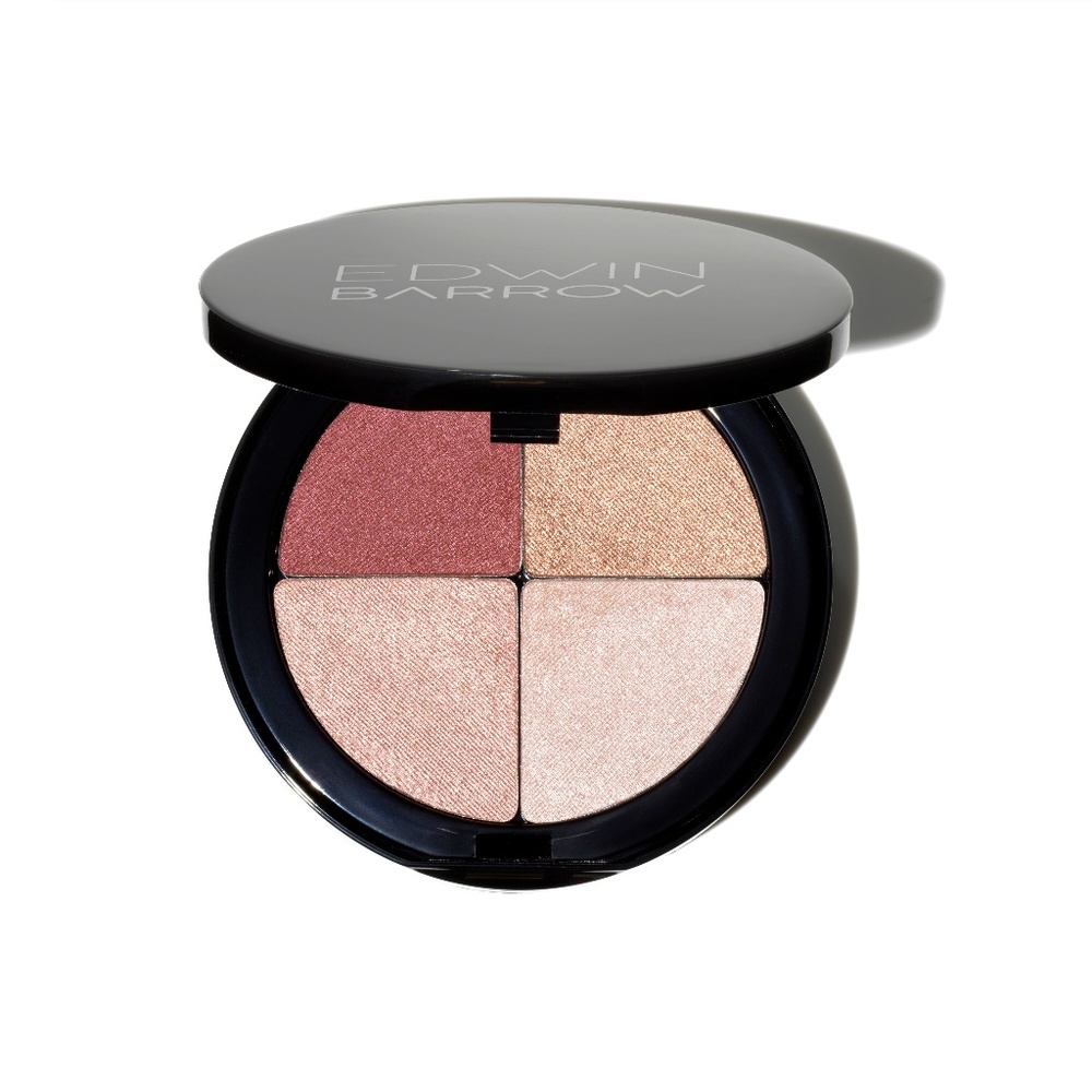 Quattro Illuminating Powder -- Peek-A-Boo